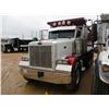 Image 1 : 2006 PETERBILT 378 DUMP, VIN/SN:1NPFXBTX56N886024 - TRI-AXLE, 475HP CAT C15 DIESEL ENGINE, 8LL TRANS