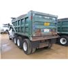 Image 4 : 2006 PETERBILT 335 DUMP, VIN/SN:2NPLLZ9X16M631143 - TRI-AXLE, 315HP CUMMINS ISC DIESEL ENGINE, 8LL T