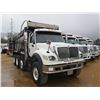 Image 2 : 2005 INTERNATIONAL 7600 DUMP, VIN/SN:1HTWYAHT35J132105 - TRI-AXLE, CUMMINS DIESEL ENGINE, ALLISON A/