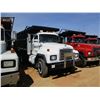 Image 2 : 1999 MACK RD688S DUMP, VIN/SN:1M2P267C8XM045682 - TRI-AXLE, E7-350 MACK DIELSE ENGINE, 8LL TRANS, EN