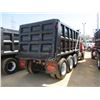 Image 3 : 1998 MACK RD688S DUMP, VIN/SN:1M2P270C7WM037684 - TRI-AXLE, MACL E7-400E DIESEL ENGINE, 8LL TANS, 44