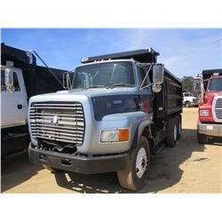 1996 FORD L8000 DUMP, VIN/SN:1FDZY8ZE8TVA05148 -T/A, FORD DIESEL ENGINE, A/T, 44K REARS, 12K FRONT,