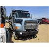 Image 2 : 1996 FORD L8000 DUMP, VIN/SN:1FDZY8ZE8TVA05148 -T/A, FORD DIESEL ENGINE, A/T, 44K REARS, 12K FRONT,
