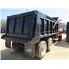 Image 3 : 1994 FORD L9000 DUMP, VIN/SN:1FDYU90T9RVA33399 - T/A, CAT DIESEL ENGINE, 8LL TRANS, 38K REARS, 14,60