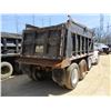 Image 3 : 1990 INTERNATIONAL 4370 DUMP, VIN/SN:2HSFBG3R1LC039983 - TRI-AXLE, CUMMINS 400 DIESEL ENGINE, 16' DU