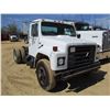 Image 2 : 1983 INTERNATIONAL 1954 CAB & CHASSIS, VIN/SN:2HTAA19EXDCA15292 - S/A, IHC DIESEL ENGINE, 5 SPEED TR