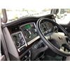 Image 12 : 2018 KENWORTH W900 TRUCK TRACTOR, VIN/SN:1XKWD40X2JJ205449 - T/A, 500 HP CUMMINS ISX ENGINE, 18 SPEE