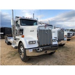 2018 KENWORTH W900 TRUCK TRACTOR, VIN/SN:1XKWD40X2JJ205449 - T/A, 500 HP CUMMINS ISX ENGINE, 18 SPEE