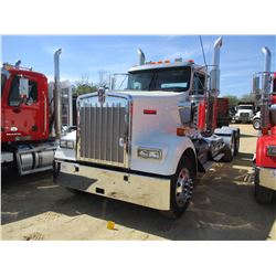 2015 KENWORTH W900L TRUCK TRACTOR, VIN/SN:1XKWD49X9FJ459637 - T/A, 450 HP CUMMINS ISX15 ENGINE, 10 S
