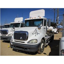 2006 FREIGHTLINER TRUCK TRACTOR, VIN/SN:1FUJA6CK16LW32099 - T/A, S60 DETROIT DIESEL ENGINE, 10 SPEED