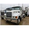 Image 1 : 2004 MACK CH613 TRUCK TRACTOR, VIN/SN:1M1AA18Y64N156098 - T/A, 427 HP MACK DIESEL ENGINE, 10 SPEED T