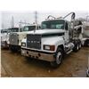 Image 1 : 2001 MACK CH613 TRUCK TRACTOR, VIN/SN:1M1AA18Y31W137983 - T/A, E7-460HP MACK DIESEL ENGINE, 10 SPEED