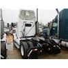 Image 4 : 1998 FREIGHTLINER TRUCK TRACTOR, VIN/SN:1FUWDMCA5WP902873 - S/A, 330 HP CUMMINS DIESEL ENGINE, 10 SP