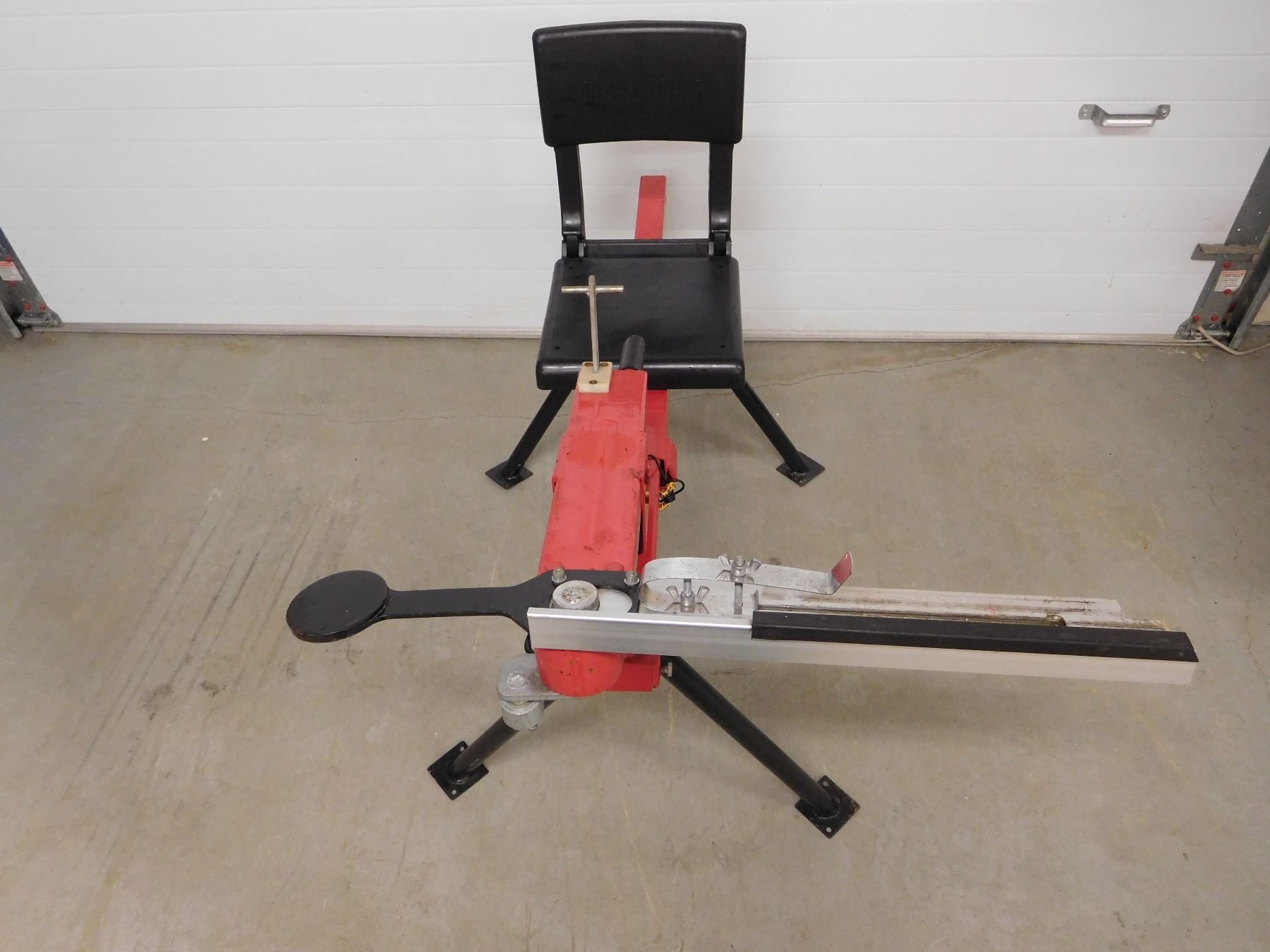 METAL FRAME MOUNTED SPRING LOADED SKEET THROWER