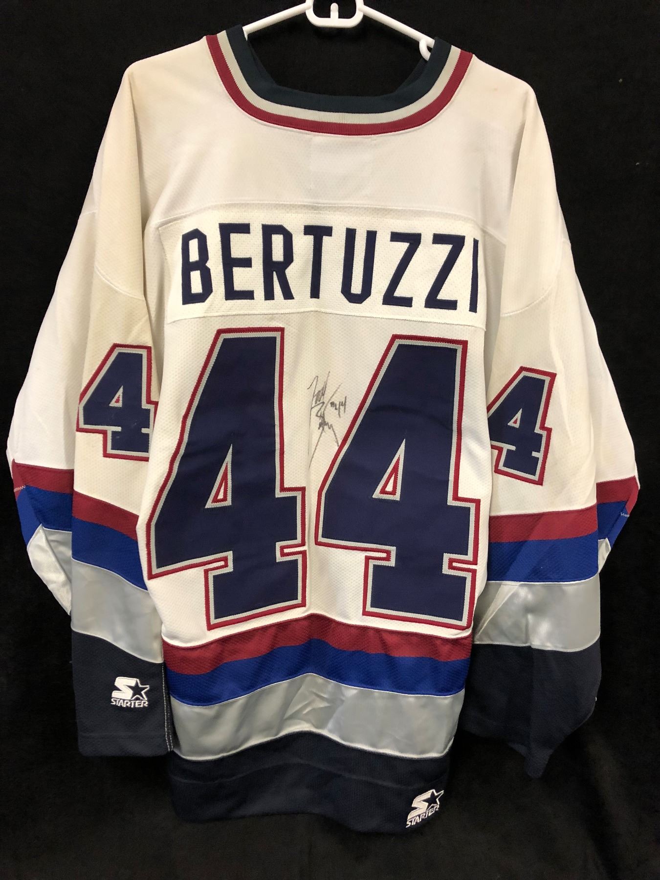 todd bertuzzi canucks jersey