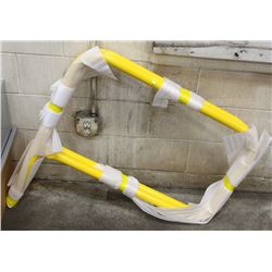 LOT OF TWO 3FT SAFETY GATES