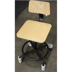 ADJUSTABLE PLYWOOD STOOL WITH BACKREST