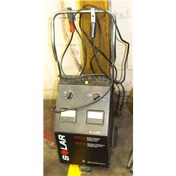 SOLAR 60/40/30 AMP PORTABLE BATTERY CHARGER