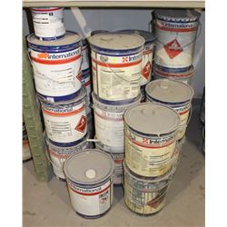 LARGE LOT OF ASSORTED INTERNATIONAL PAINT BASES