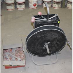 YBICO STRAPING CART WITH TOOLS AND CLIPS