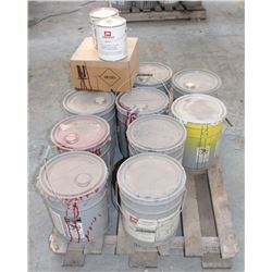 PALLET OF VARIOUS COLOUR JONES-BLAIR ENAMEL BASES