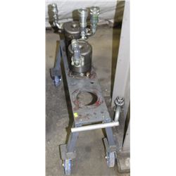 PAIR OF HYDRAULIC MOTORS ON STAND