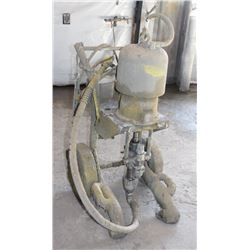 GRACO XTREME AIRLESS SPRAYER WITH HEATER