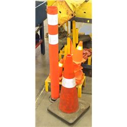 LOT OF ASSORTED SAFETY POST AND REFLECTIVE PYLONS