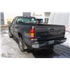 Image 4 : 2001 CHEVROLET SILVERADO K2500