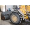 Image 7 : VOLVO L110E WHEEL LOADER WITH BUCKET