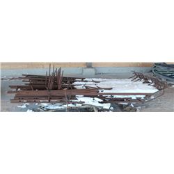 PALLET OF HANGING LADDERS