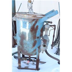 CLEMCO SAND BLASTING MACHINE