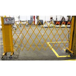 20FT RETRACTABLE METAL SAFETY GATE