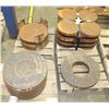 Image 1 : 4 SMALL  PALLETS OF STEEL DONUTS AND ROUNDS