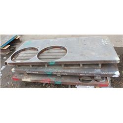 PALLET OF ASSORTED STEEL SHEET STOCK