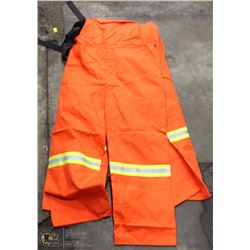 LOT OF 4 WATER RESITANT HI-VIS BIB OVERALLS, SIZE