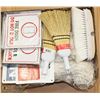 Image 1 : FLAT OF ASST MOP HEADS, BRUSHES & WARNING SIGNS