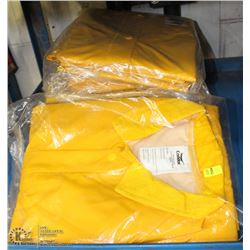 LOT OF 7 YELLOW RAIN SUITS, ASSORTED SIZES