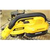 Image 1 : DEWALT 18V CORDLESS VACUUM WITH 2 BATTERIES &