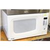 Image 1 : DANBY 1000W MICROWAVE OVEN