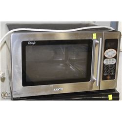 SANYO 1350W MICROWAVE OVEN