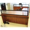 Image 1 : 2 CORNER OFFICE DESKS WITH PARTITIONS & CHAIRS