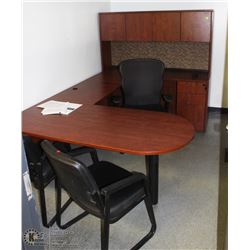 LARGE USHAPE OFFICE DESK W/HUTCH & 3 CHAIRS
