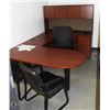 Image 1 : LARGE USHAPE OFFICE DESK W/HUTCH & 3 CHAIRS