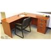 Image 1 : CORNER OFFICE DESK WITH CHAIR