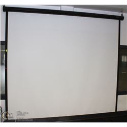 QUARTET 6FT PROJECTOR SCREEN