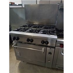 Wolf Heavy Duty 6 Burner Range w/Oven Below