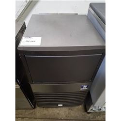 Manitowoc 130lb Ice Machine