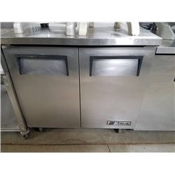 True 2 Door Worktop Refrigerator