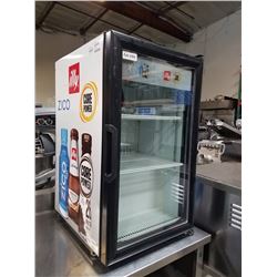 Imbera Countertop Single Glass Door Merchandiser